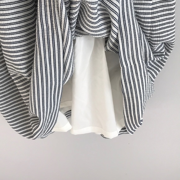 Madewell Texture and Thread Smocked Dress - Picture 8 of 8